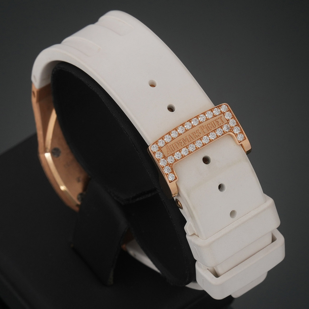 AUDEMARS PIGUET(USED)오데마피게 로얄오크 33 다이아베젤 67652OR